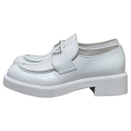 Prada White Leather Platform Oxfords - Women's Size 38.5 pre-owned Other
