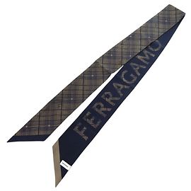 Sciarpa e foulard in seta blu navy e marrone Salvatore Ferragamo Marrone