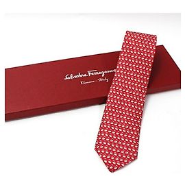 Gravata de seda Salvatore Ferragamo sem uso com design de leão, para homens. Azul