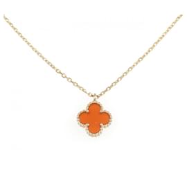 Van Cleef & Arpels Sweet Alhambra Necklace Pink