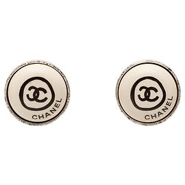 Chanel Coco Mark Logo Clip Ohrringe Silber Weiß