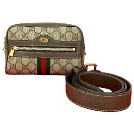 Pochete Gucci Ophidia GG Supreme Marrom Outro