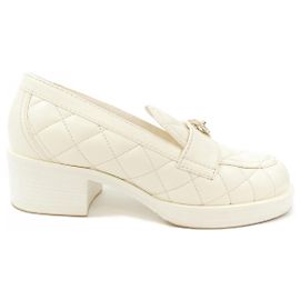 Chanel Leather Pumps White