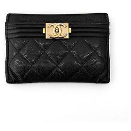 Chanel Tarjetero Boy Classic Caviar Oro Negro Negro