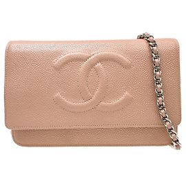 Carteira de corrente com logo Chanel em couro Rosa