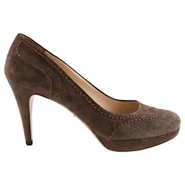 Prada Brown heels Brown