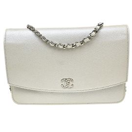 Chanel Timeless Wallet on Chain en cuero texturizado Plata