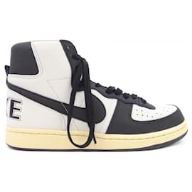 Autre Marque Baskets Nike Noir Blanc