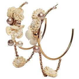 Louis Vuitton Goldene Creolen mit Blütendetail Golden