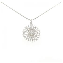 Autre Marque Platinum Diamond Necklace Silvery
