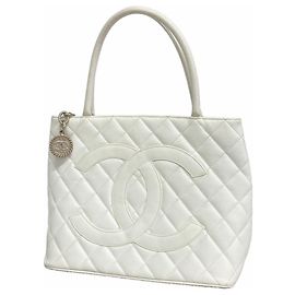 Bolsa Tote Chanel em couro de bezerro de grão branco Branco