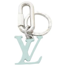 Portachiavi Louis Vuitton LV Shape Verde chiaro