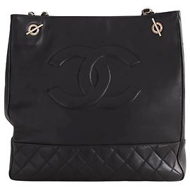Chanel Borsa a tracolla nera Nero