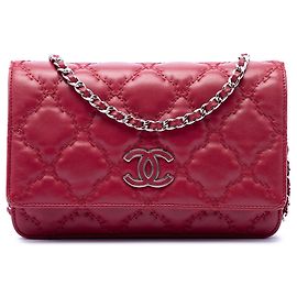 Chanel Red CC gestepptes Kalbsleder Double Stitch Hamptons Wallet on Chain Rot