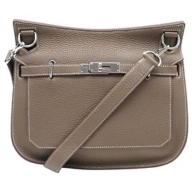 Hermès NOVA BOLSA DE MÃO HERMES JYPSIERE 28 EM COURO CLEMENCE ETOUPE COM ALÇA Taupe