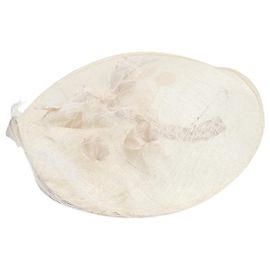 Autre Marque Fascinator in Creme Roh