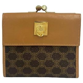Céline Celine Vintage Logo Ring Hardware Tri-fold Wallet Brown