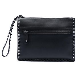 Clutch Valentino in pelle nera Rockstud Nero
