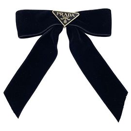 Barrette Triangle Prada 1IF154 in velluto nero Nero