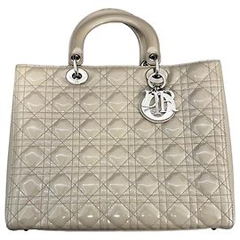 Dior Lady Dior Bolsa Média Couro Verniz Bege Bege