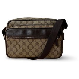 Gucci Supreme Crossbody Beige