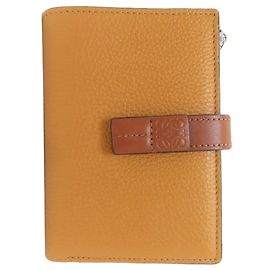 Loewe Slim Zip Bifold Wallet Brown