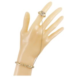 Chanel Ring mit Strasssteinen, vergoldet Golden
