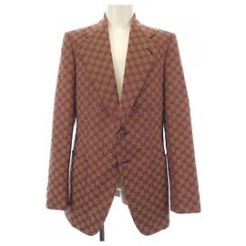 Chaqueta Gucci con patrón GG Roja Otro