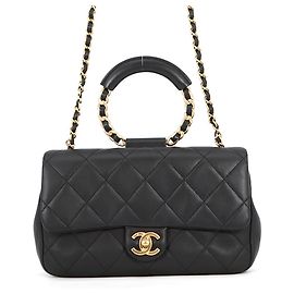 Borsa a tracolla Chanel in agnello nero Nero