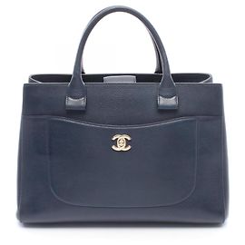 Sac cabas Chanel Neo Executive Bleu Marine