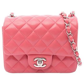 Bolso de Hombro Chanel Mini Matelassé Rosa