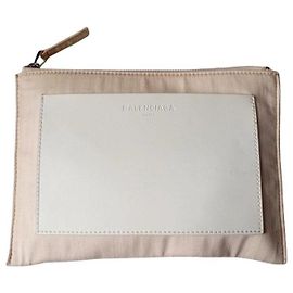 Balenciaga Pouch Tasche Weiß Beige