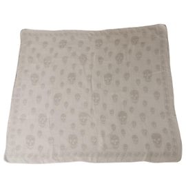 Alexander McQueen Pañuelo de seda con estampado de calavera Blanco