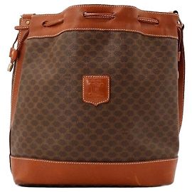 Céline Borsa a Secchiello Macadam Marrone