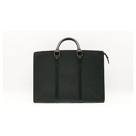 Louis Vuitton Mallette en cuir Taiga Vert Vert