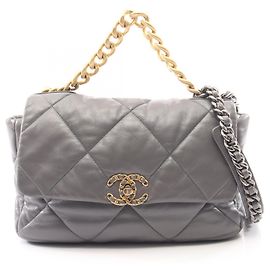 Chanel 19 Dixneuf Matelassé Bolsa de Ombro 2-Way Marrom