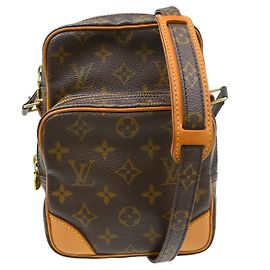 Louis Vuitton Amazone Monogram Canvas PM Marrom