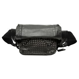 Sac banane perforé Bottega Veneta Noir