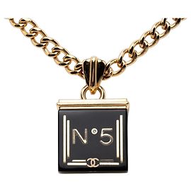 Collar de cadena Chanel Coco Mark No. 5 Negro Dorado