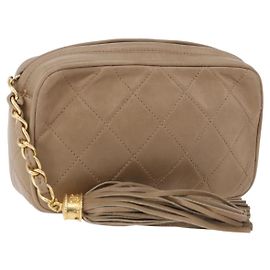CHANEL Matelasse Pouch Lammleder Beige Gold CC Auth 187733A Beige Golden