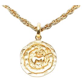 Collier Médaillon Cheval Coco Mark plaqué or Chanel Doré