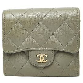 Cartera tríptico Chanel Coco Mark en piel caviar gris Castaño