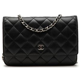 Bolsa de ombro Chanel Matelassé em couro preto Preto