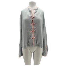 Autre Marque Graue Bluse mit rosa Schleife Grau