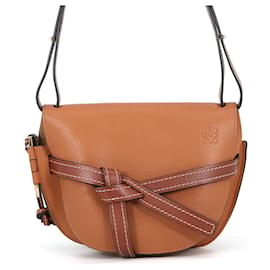 Bolso de Hombro Loewe Gate Small Camello