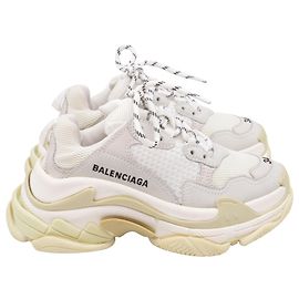 Balenciaga Triple S Sneaker aus weißem Polyester Weiß Roh