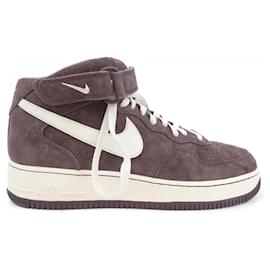 Autre Marque Baskets Nike Marron