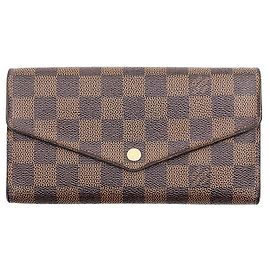 Cartera Sarah en Damier Canvas de Louis Vuitton Castaño