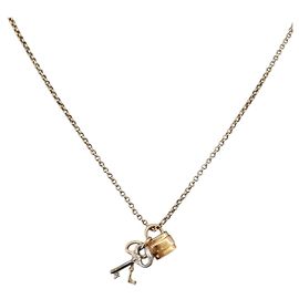 Chloé Collier Chloe métal Gold Auth SW2372 Doré