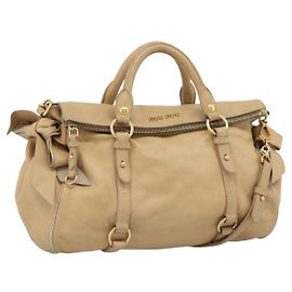Bolsa Miu Miu de couro 2way Bege Dourado Auth 187573 Bege Dourado